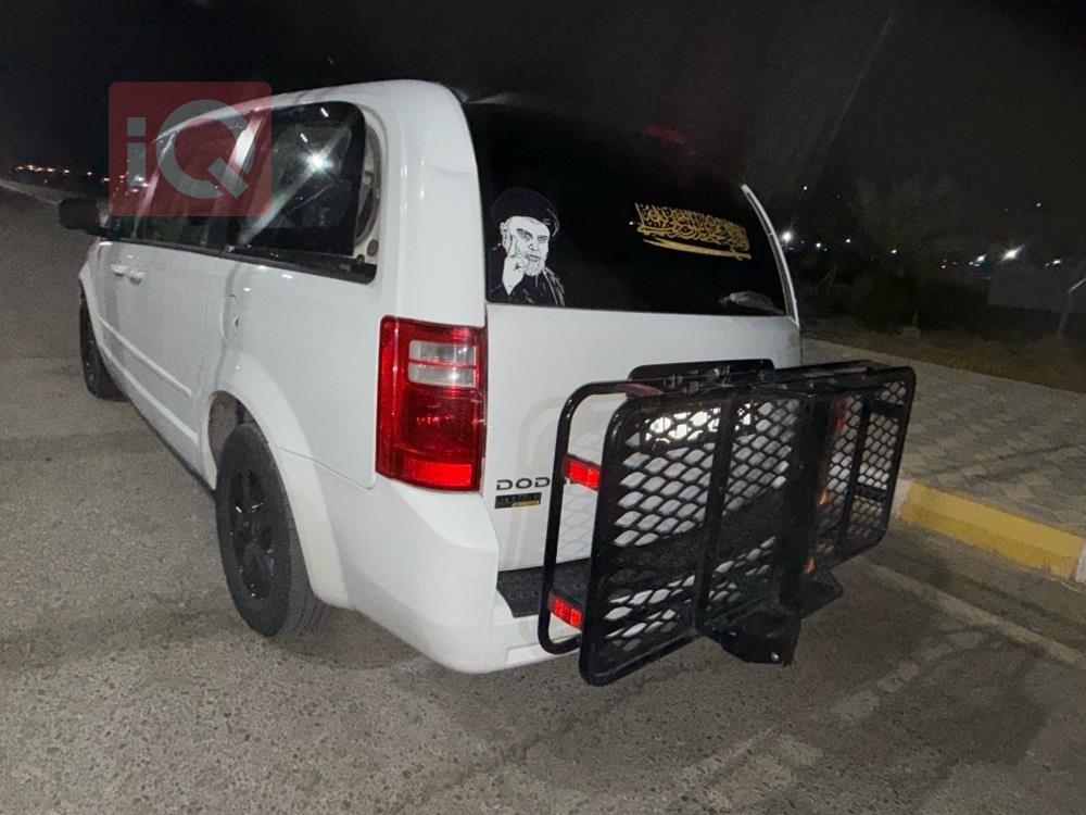 دودج جراند كارافان